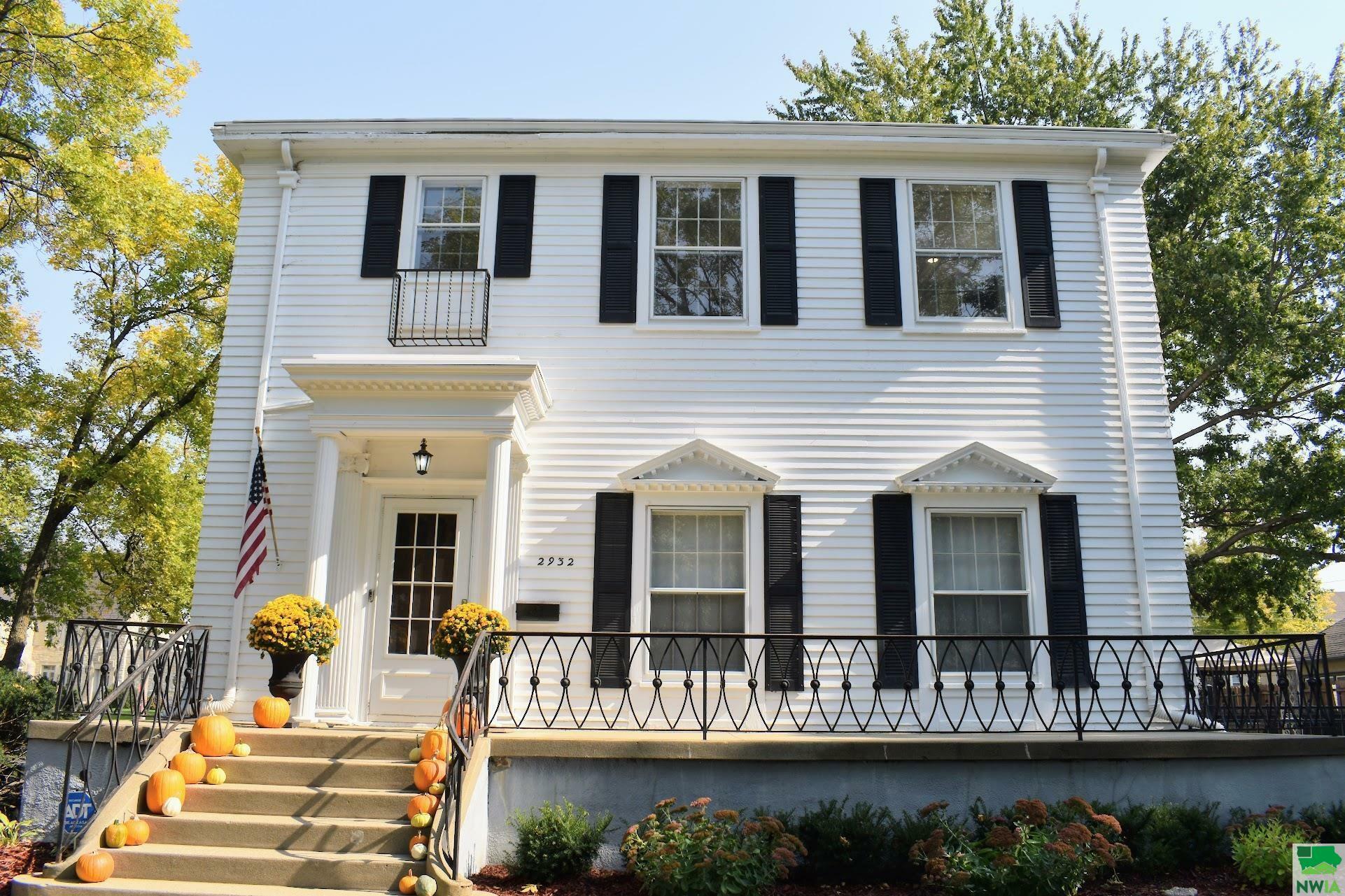 Property Photo: 2932 Jackson Street IA 51104