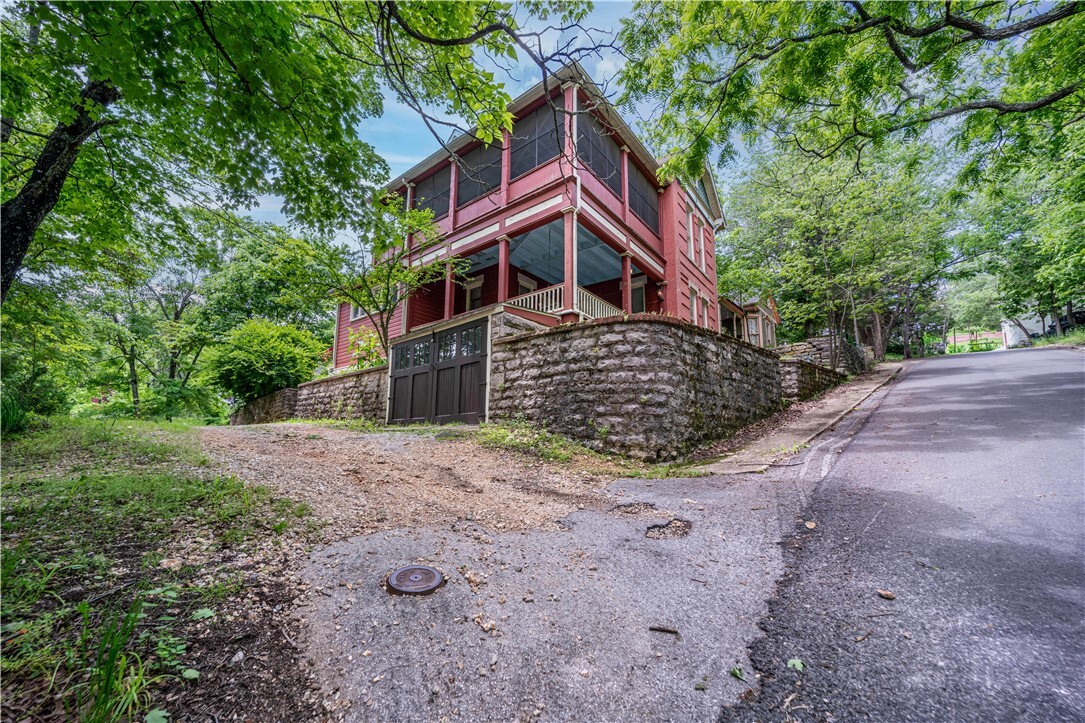 Property Photo: 8 Elk Street AR 72632