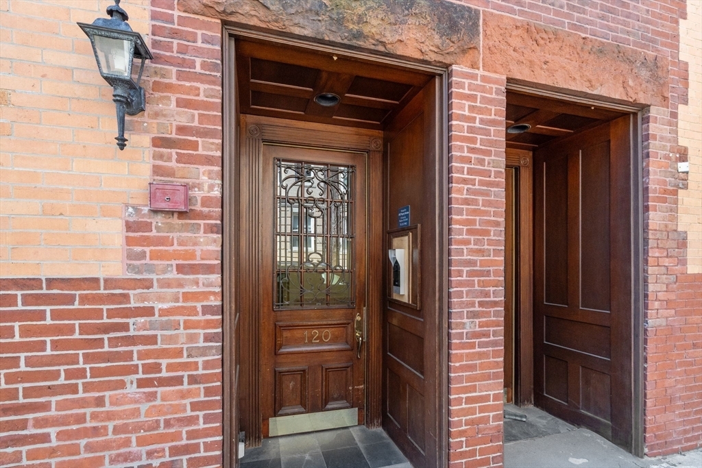 Property Photo: 120 Norway St 12 MA 02115