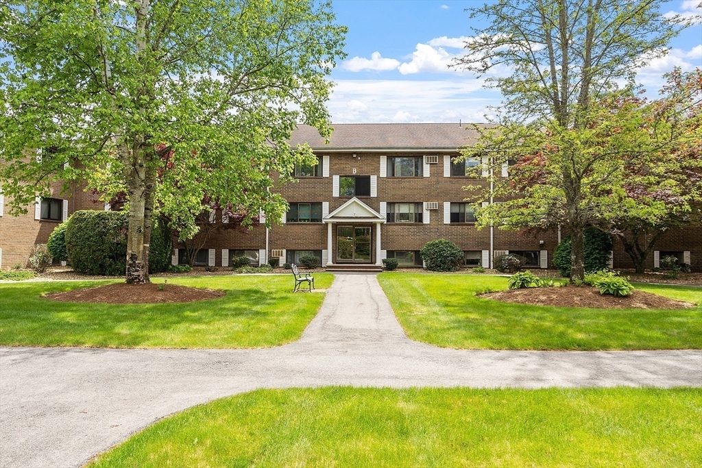 Property Photo:  45 Macy St B-205  MA 01913 