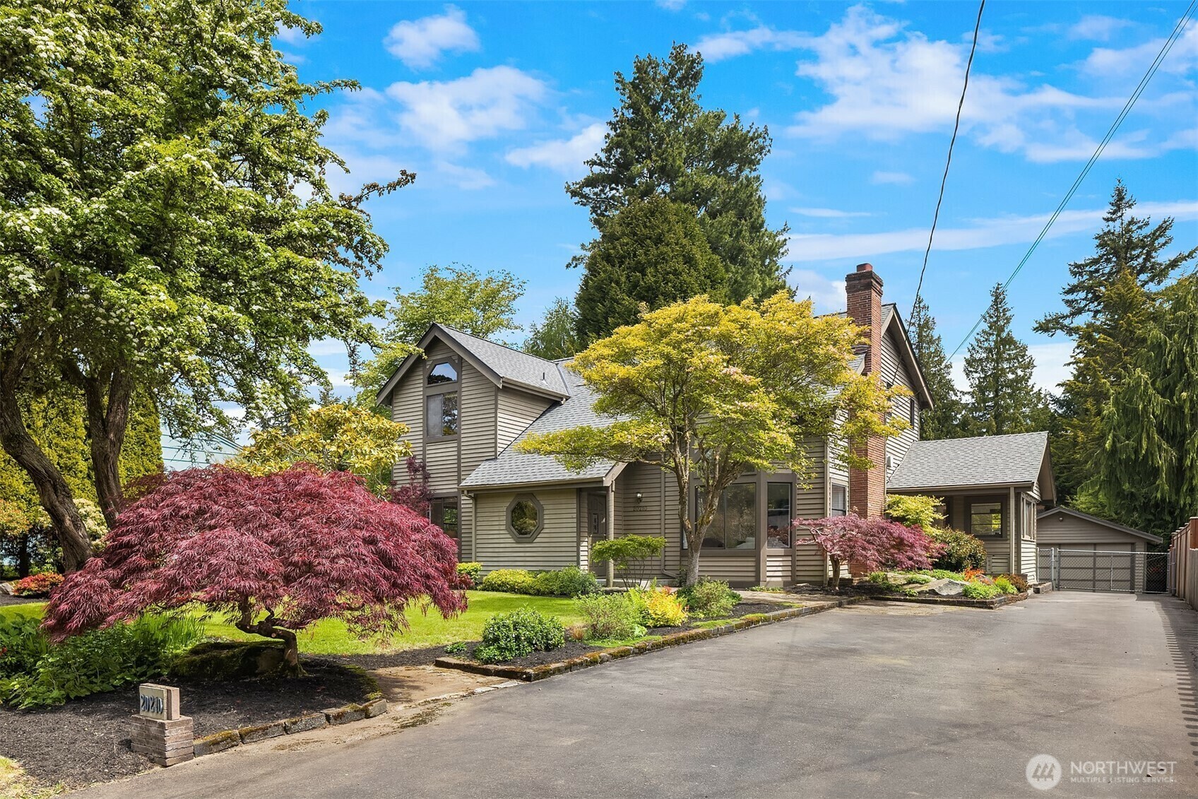Property Photo: 20210 Greenwood Avenue N WA 98133