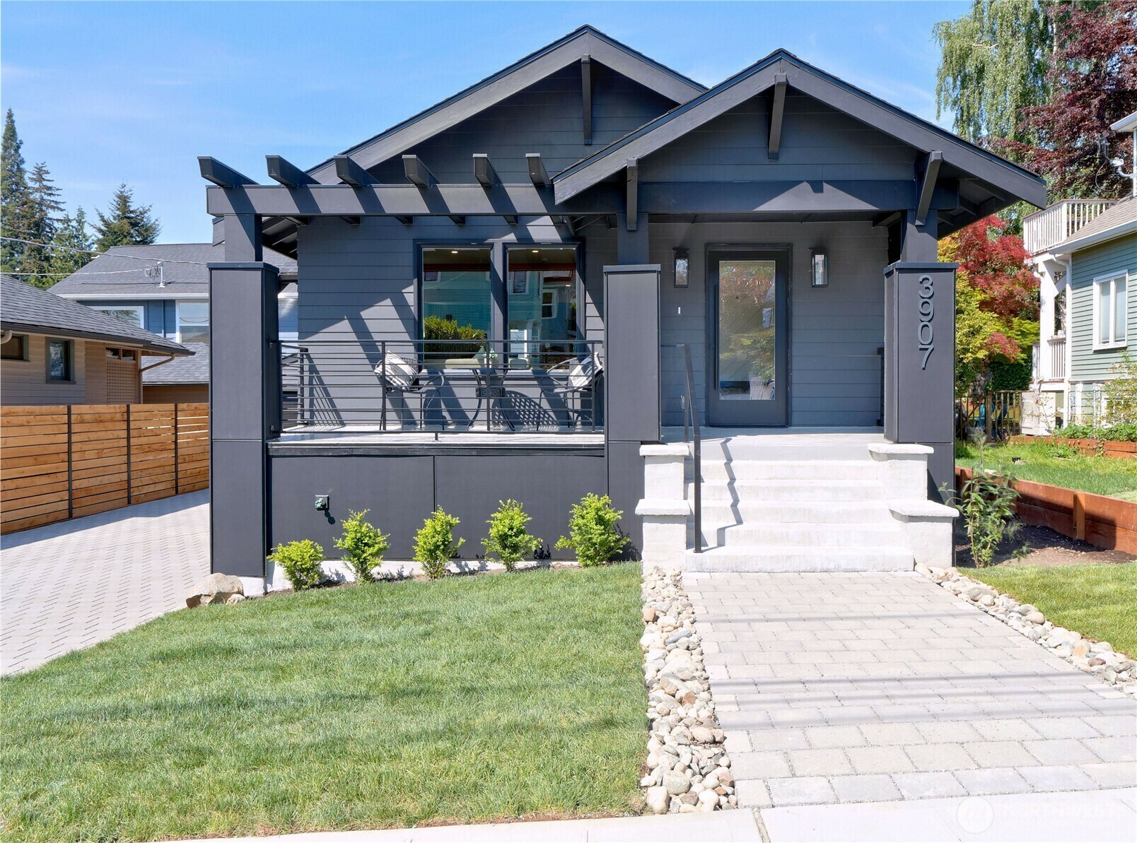 3907  Corliss Avenue N  Seattle WA 98103 photo