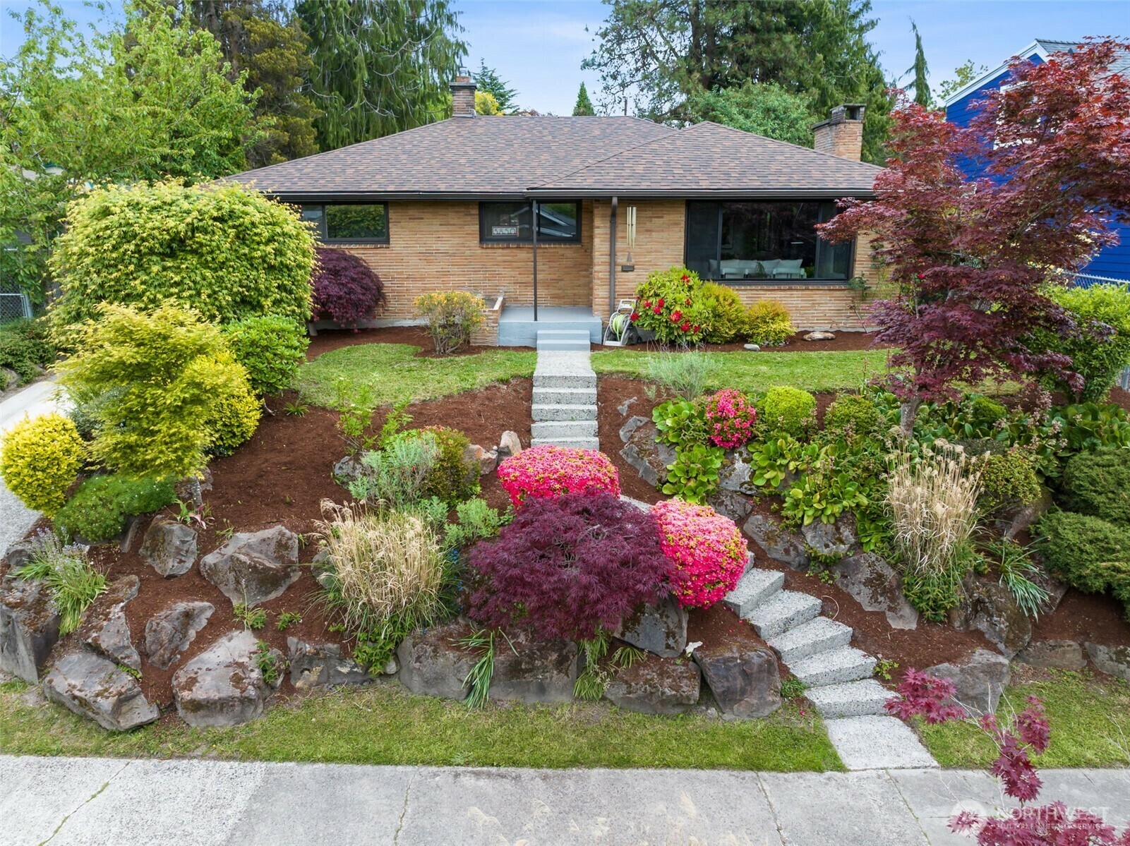 Property Photo:  3850  38th Avenue S  WA 98118 