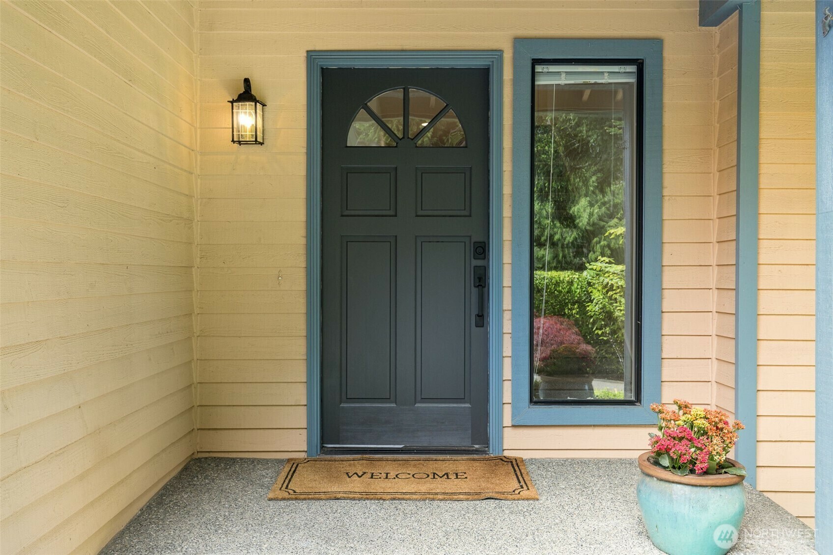Property Photo: 1754 N 122nd Street WA 98133