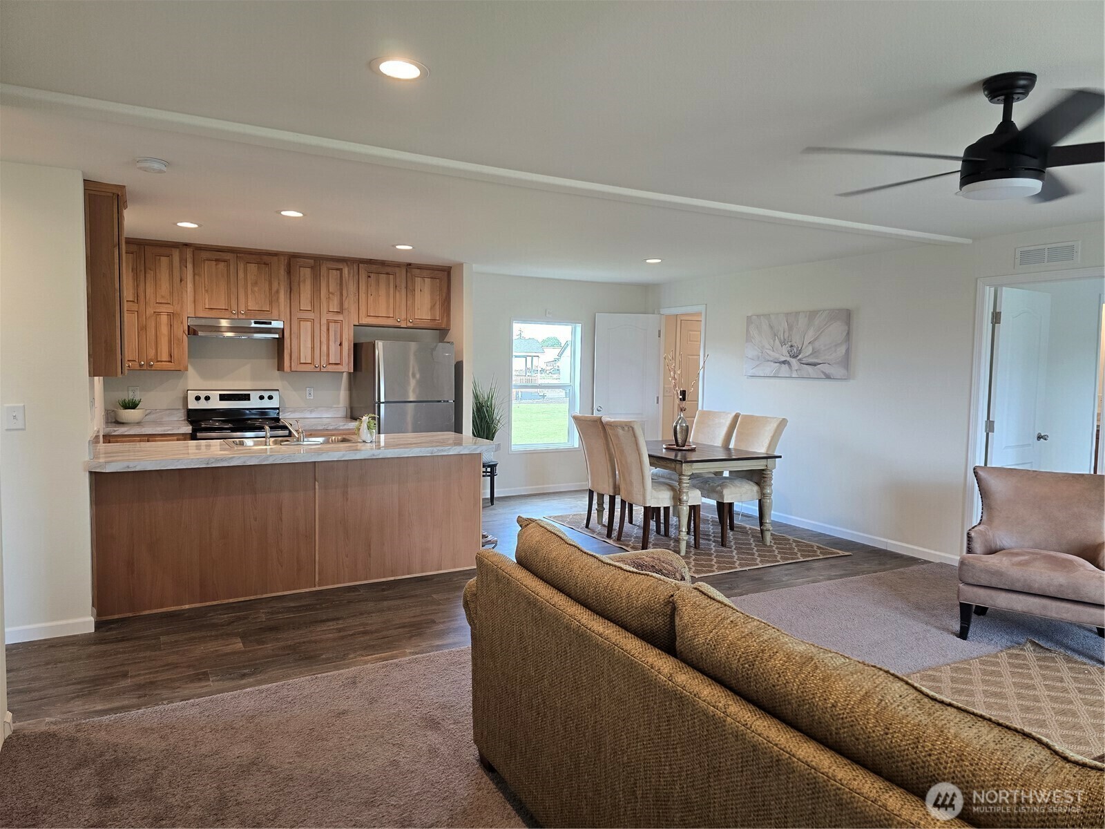 Property Photo:  2748  Bona Vista Drive SW  WA 98512 