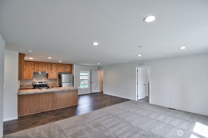 Property Photo:  2748  Bona Vista Drive SW  WA 98512 