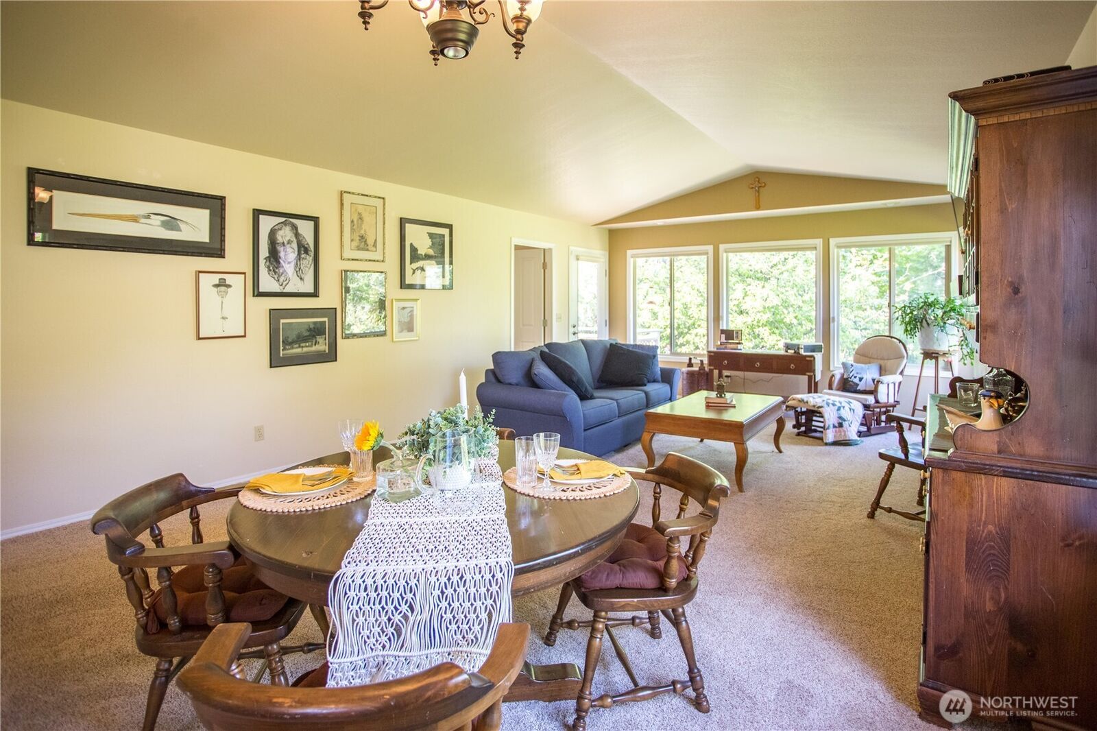 Property Photo: 2016 Creekside Lane WA 98221