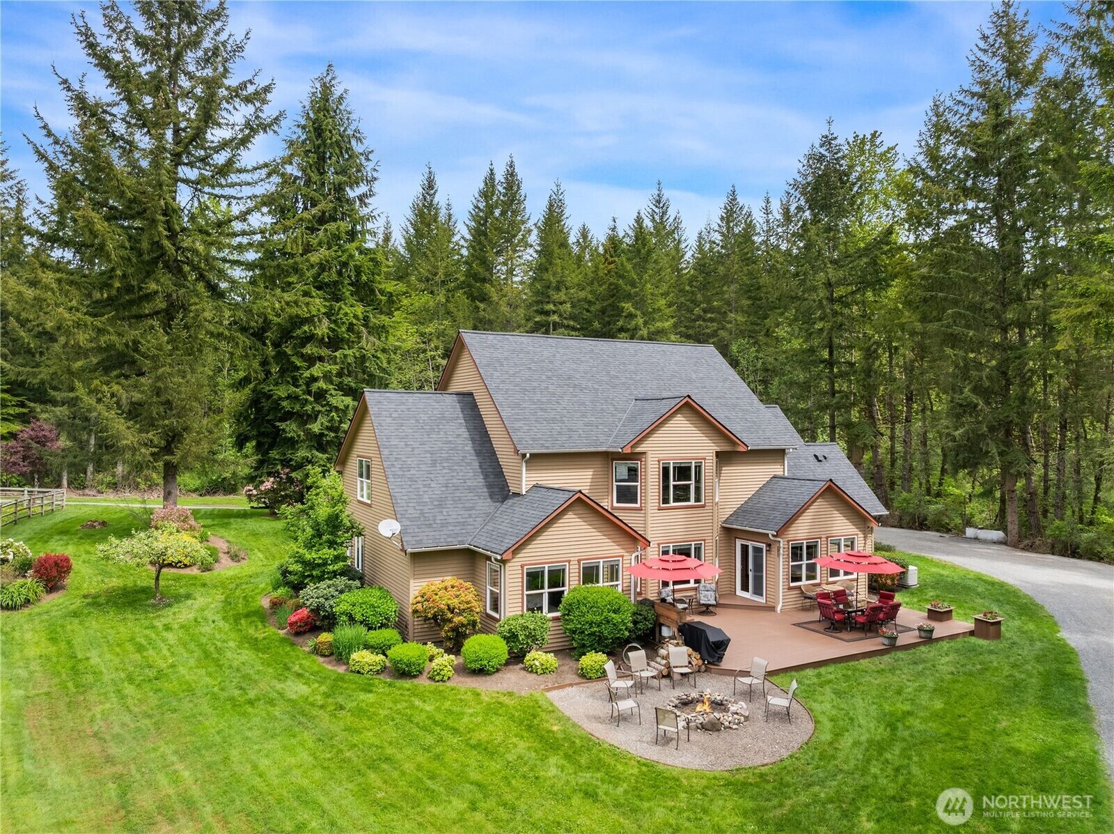 Property Photo: 8524 353rd Avenue NE WA 98014