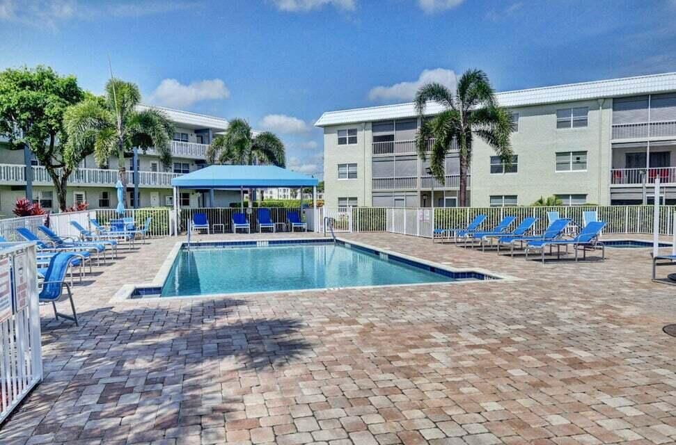 Property Photo:  9810 Marina Boulevard 1120  FL 33428 