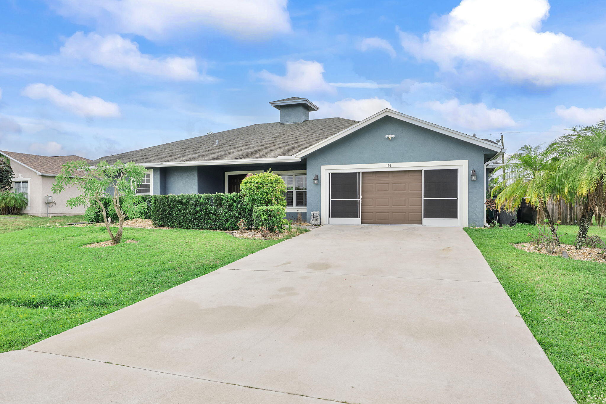Property Photo: 114 SW Grimaldo Terrace FL 34984