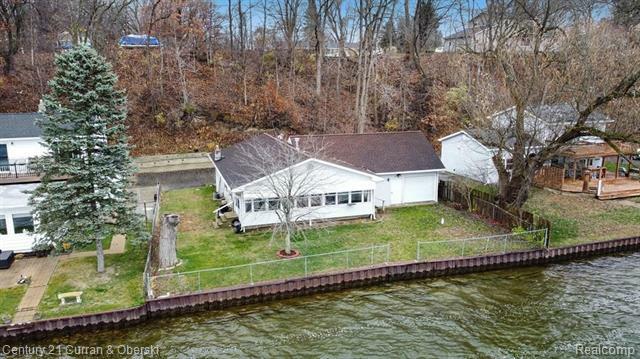 Property Photo: 657 Lane Drive MI 49201