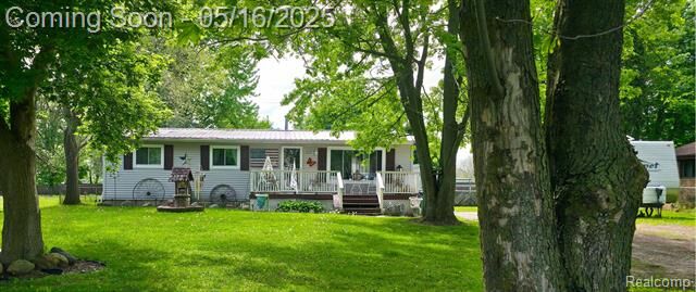 Property Photo: 225 Myers Road MI 48446