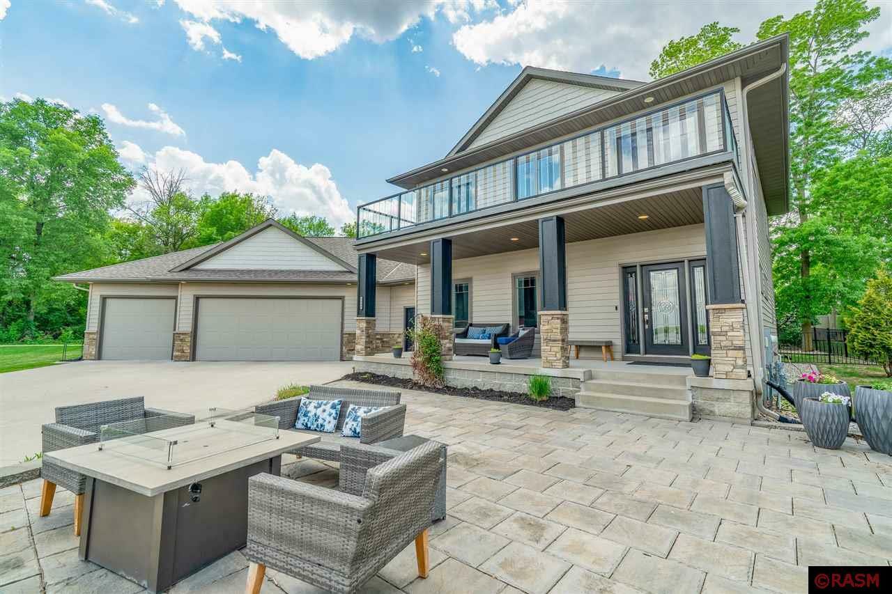 Property Photo: 1060 Sarah Circle MN 56063