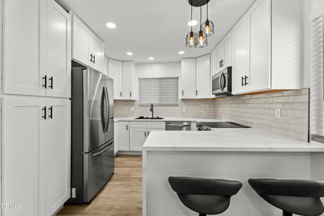 6721 S Springpark Avenue 3A  Los Angeles CA 90056 photo