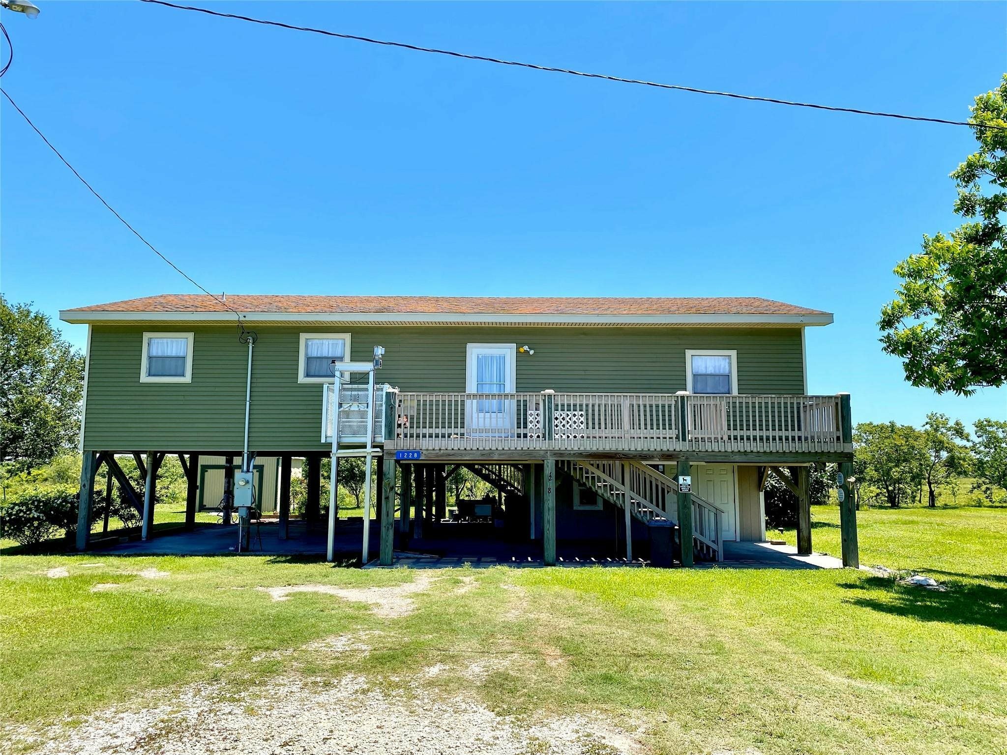Property Photo: 1228 Bahama Lane TX 77650