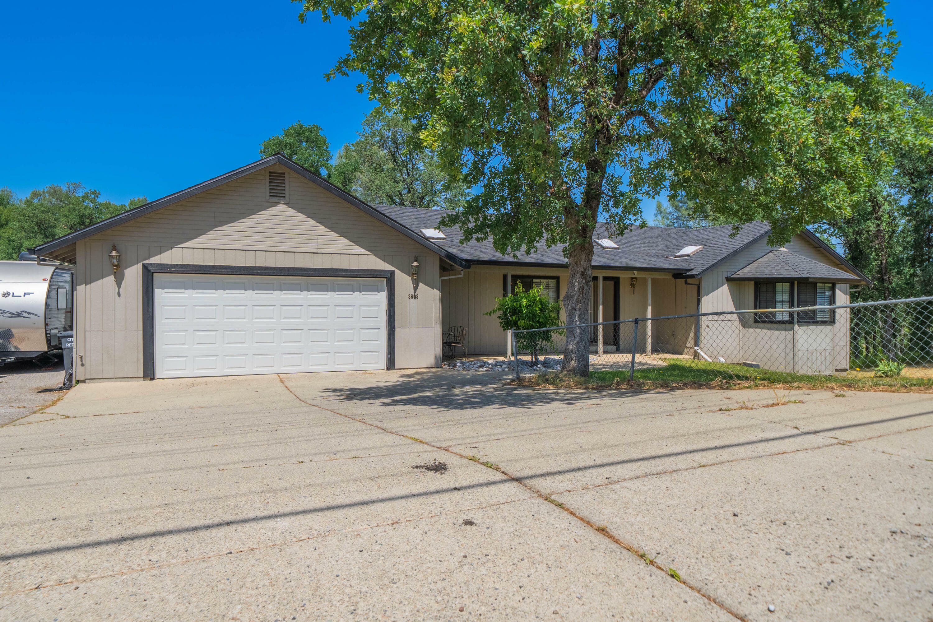 3608 Oasis Road  Redding CA 96003 photo