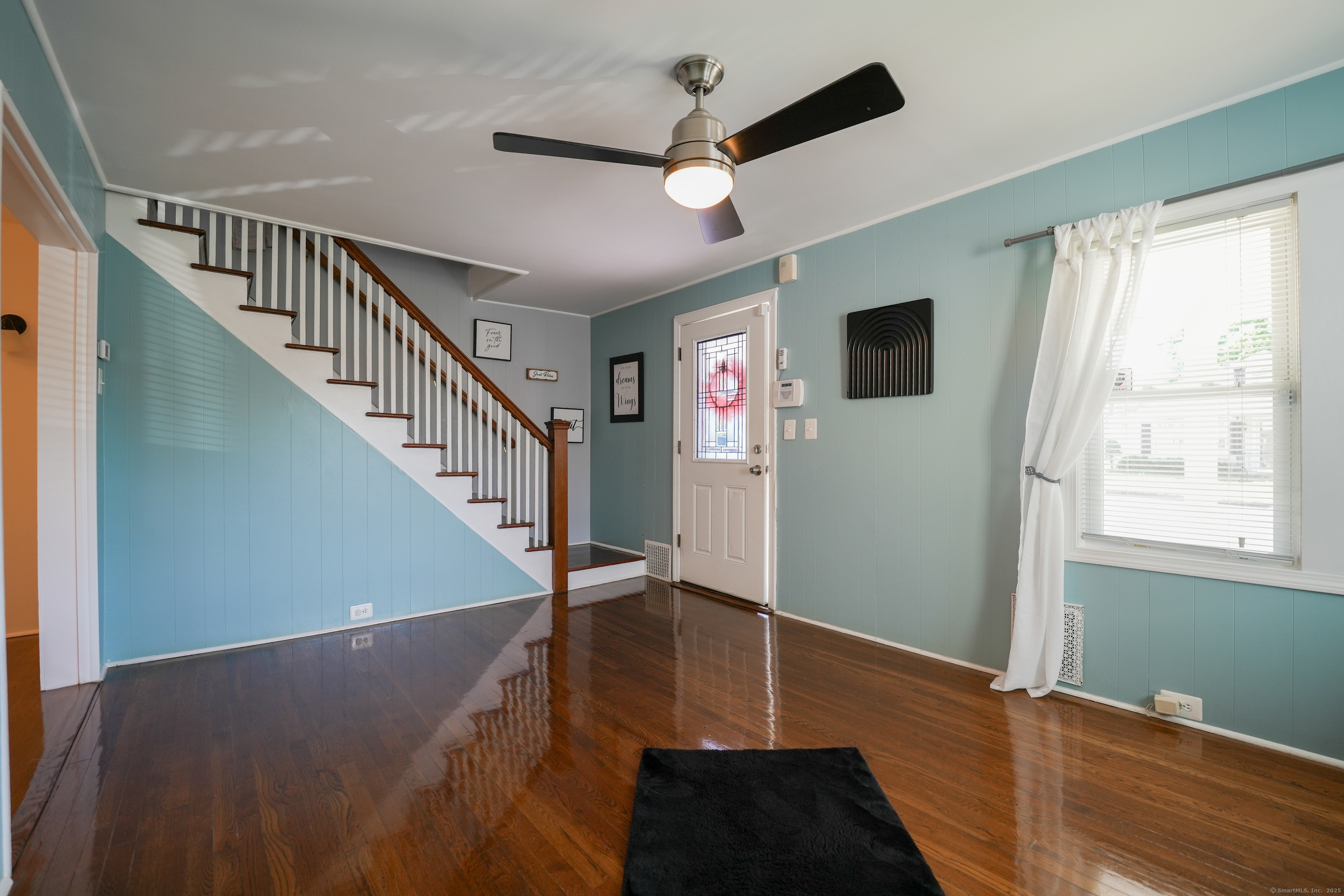 Property Photo: 98 Herald Avenue CT 06606