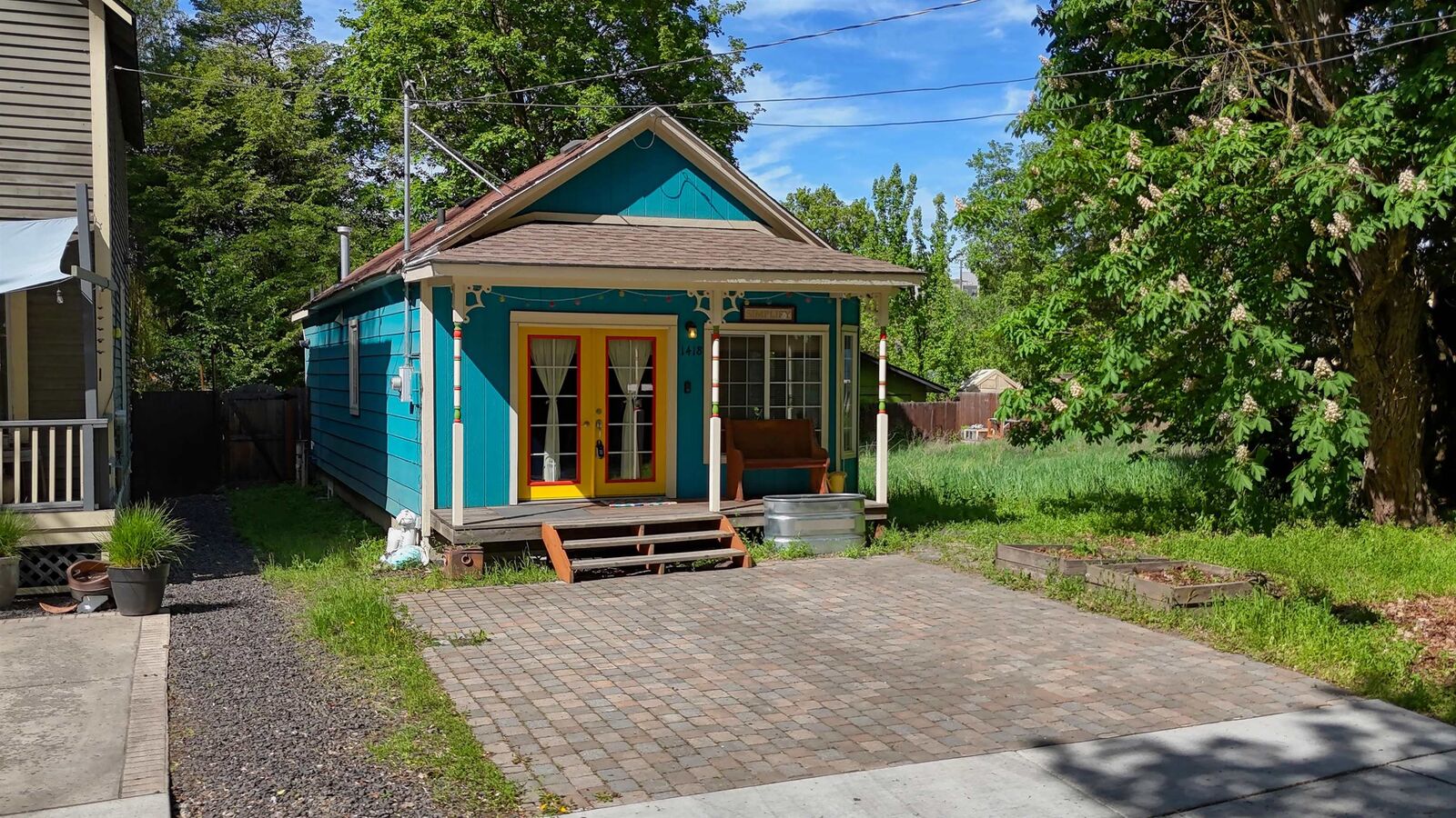 Property Photo: 1418 W Wilson Ave WA 99201