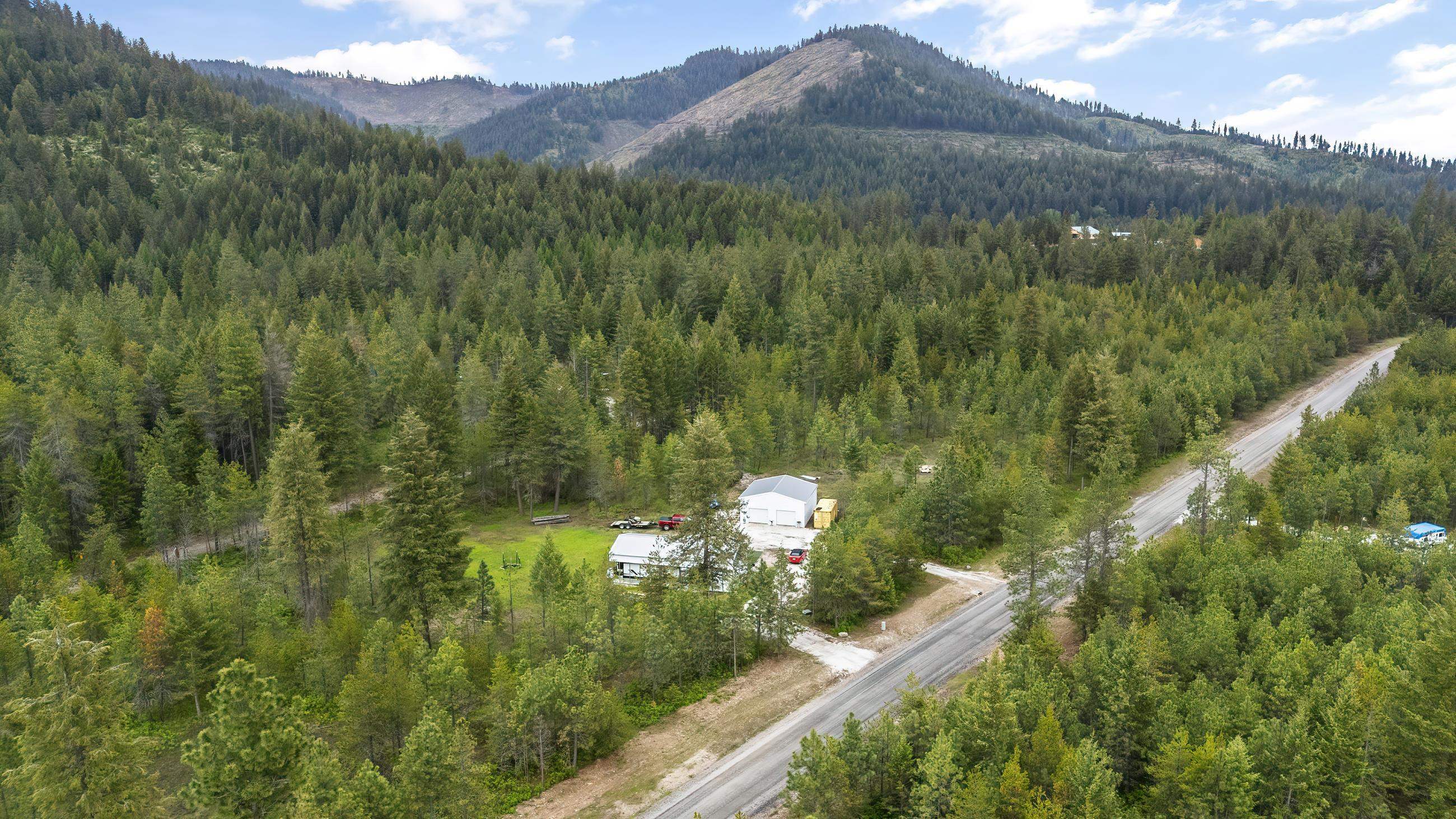 Property Photo: 3946 Powers Rd WA 99148