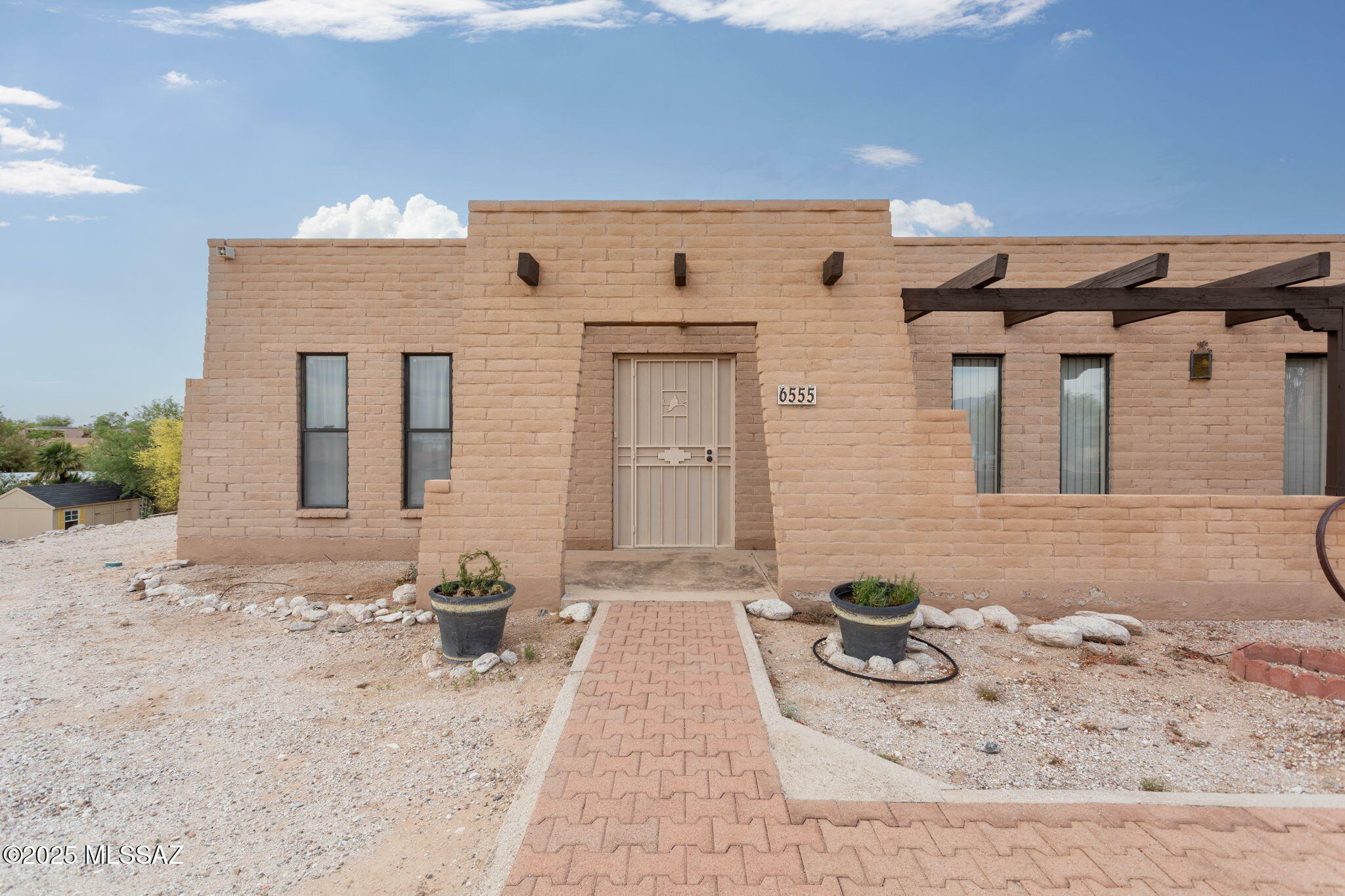 Property Photo: 6555 E Calle De Amigos AZ 85750