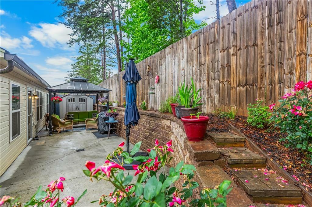 Property Photo: 403 Placid Park NC 27295