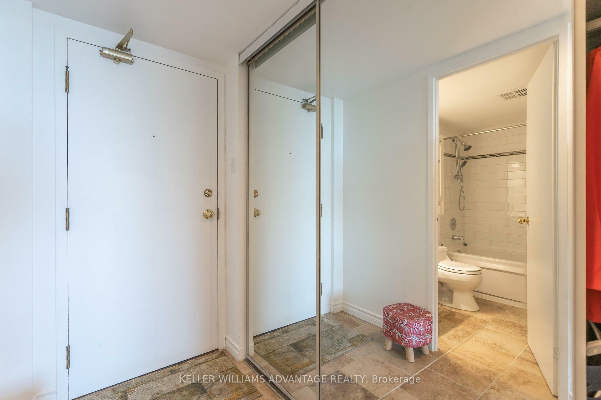 Property Photo: 117 Gerrard Street E 404 ON M5B 2L4