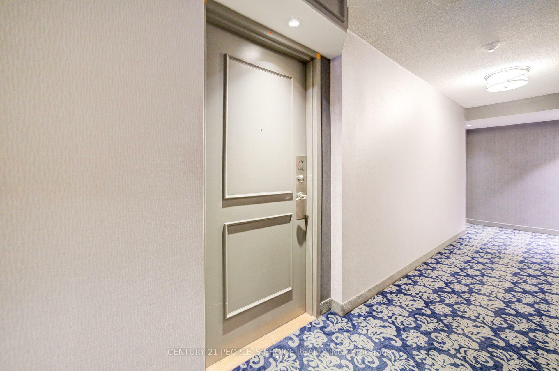 Photo de la propriété: 4460 Tucana Court 1402 ON L5R 3K9