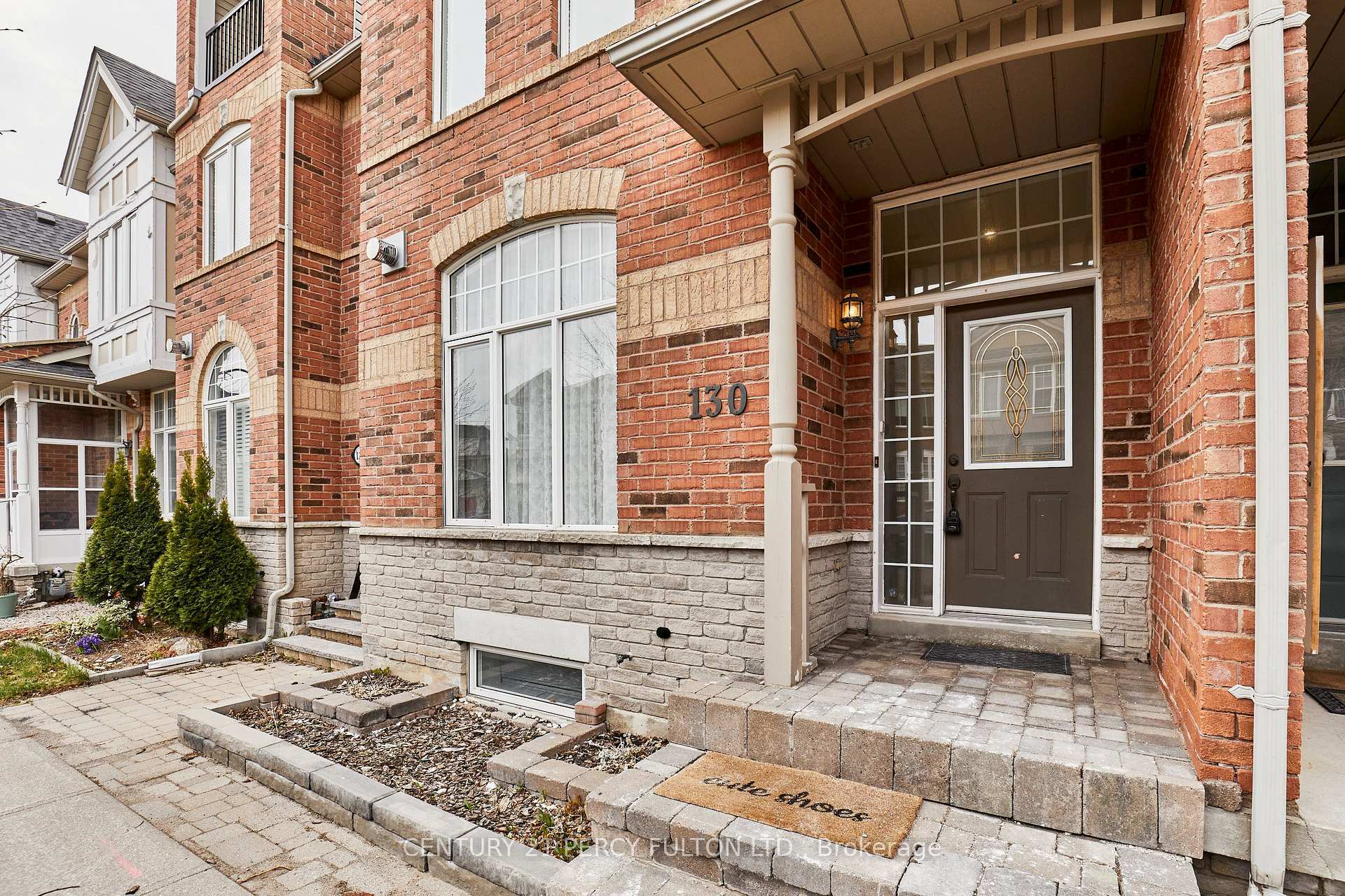 Property Photo: 130 Walkerville Road ON L6B 1B6