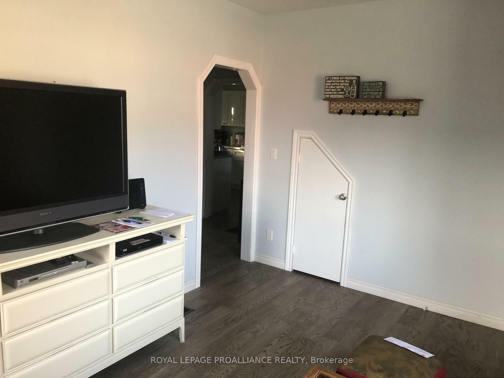 Property Photo: 24 Flindall Street A &Amp B ON K8V 3E3