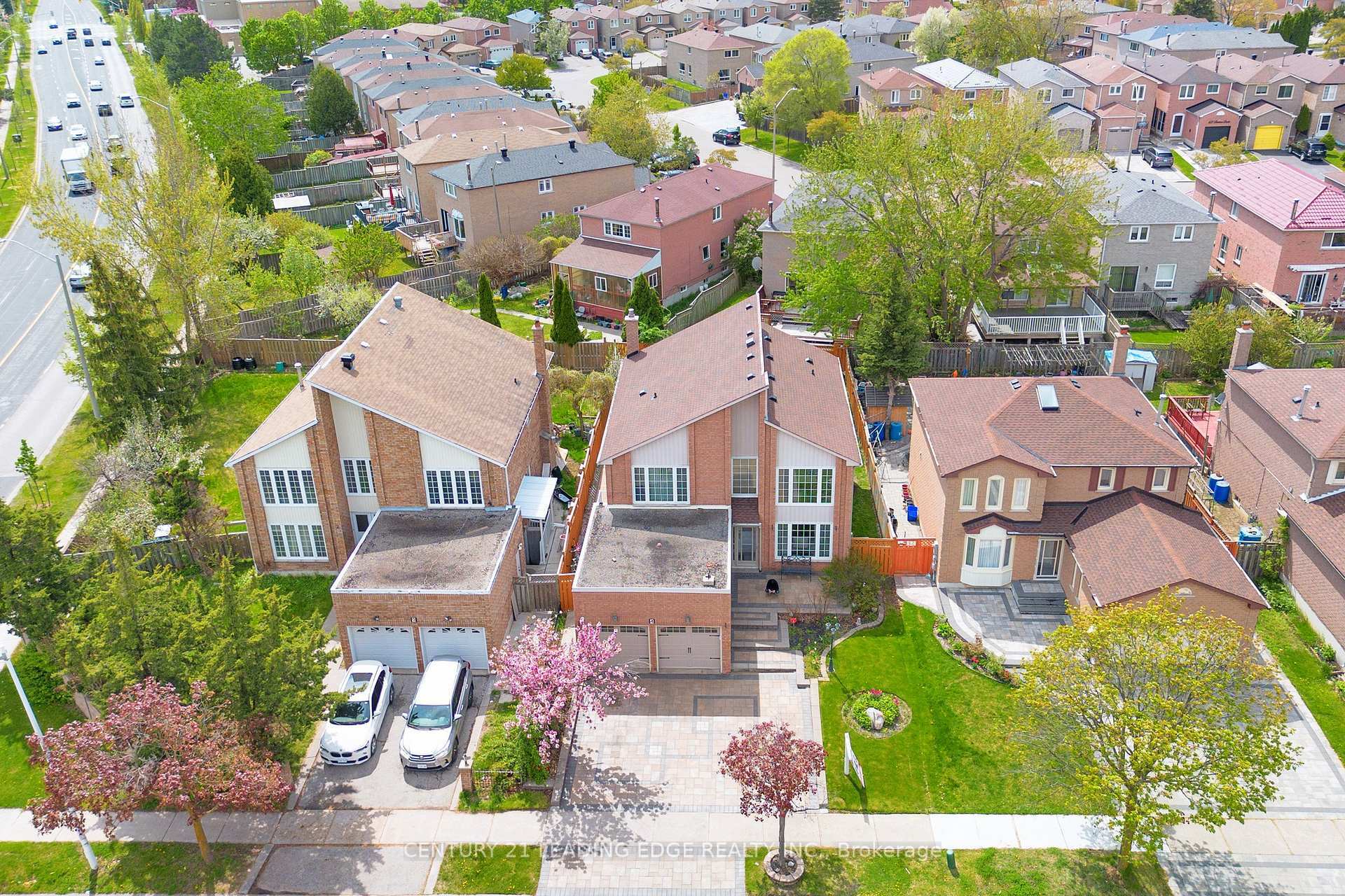 4 Townley Avenue  Markham ON L3S 1C9 photo