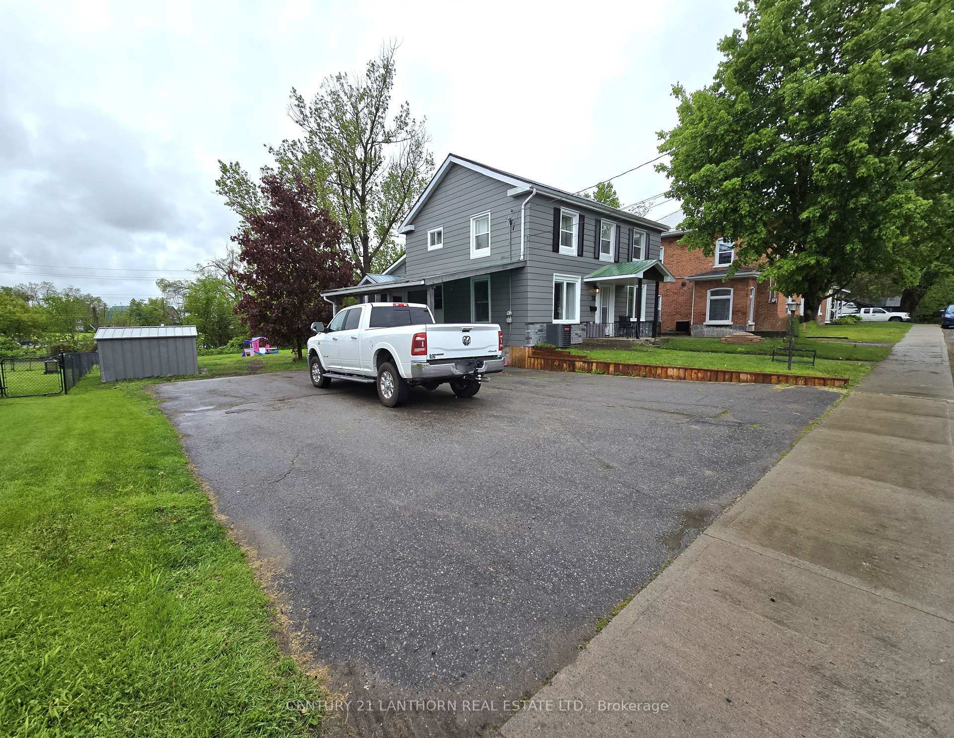 Photo de la propriété: 28 Gore Street ON K0K 3E0