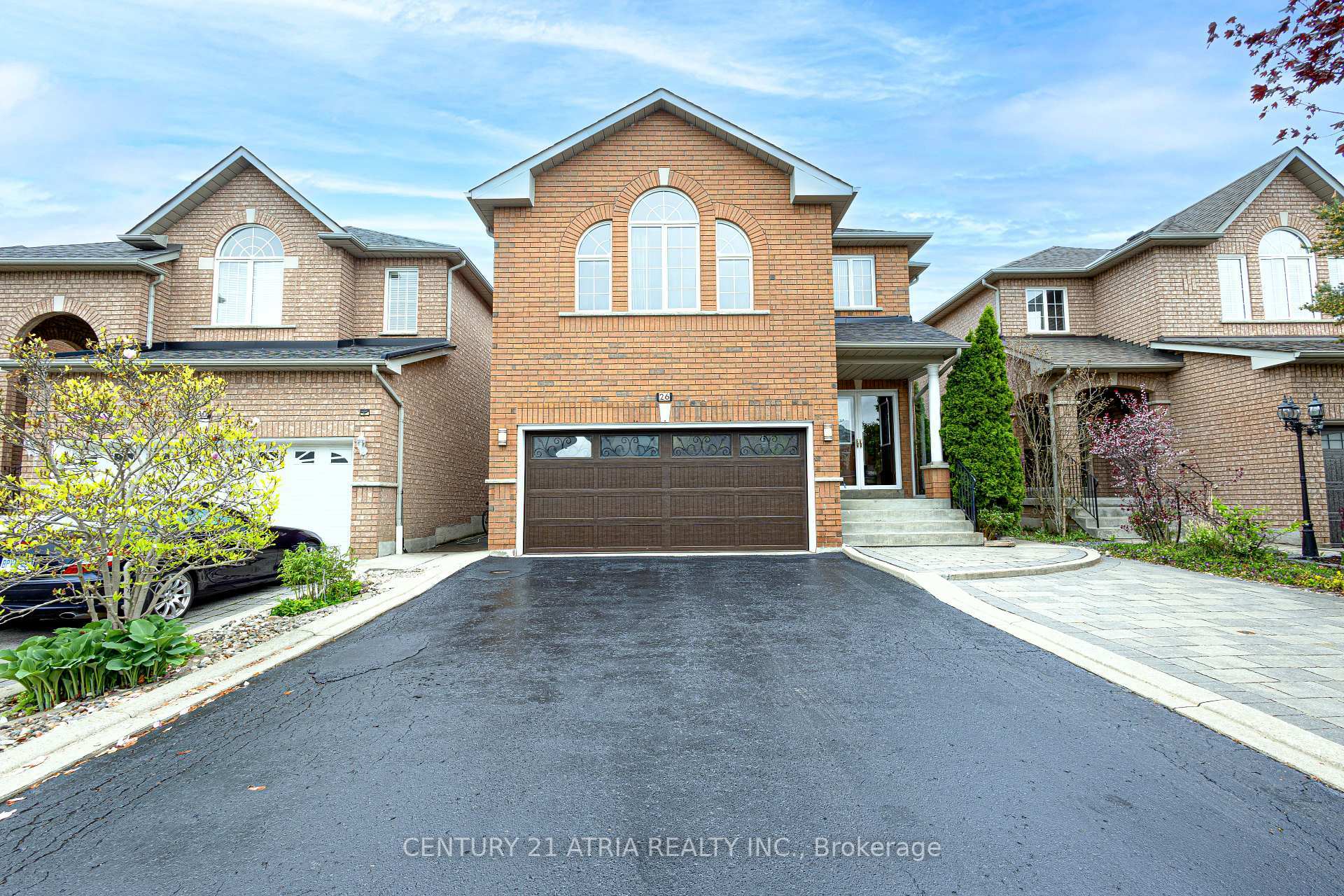 26 Sgotto Boulevard  Vaughan ON L4H 1X1 photo