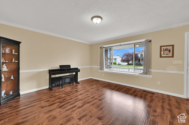 Property Photo: 1780 N 800 E UT 84414