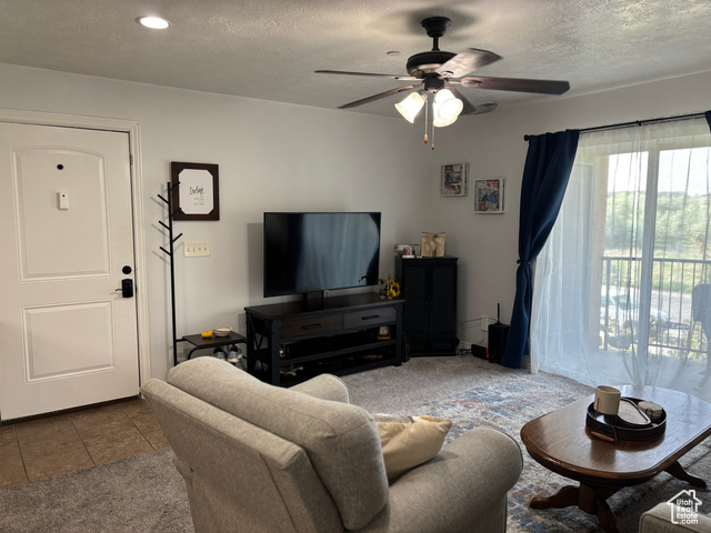 Property Photo: 952 W 270 S 202 UT 84062