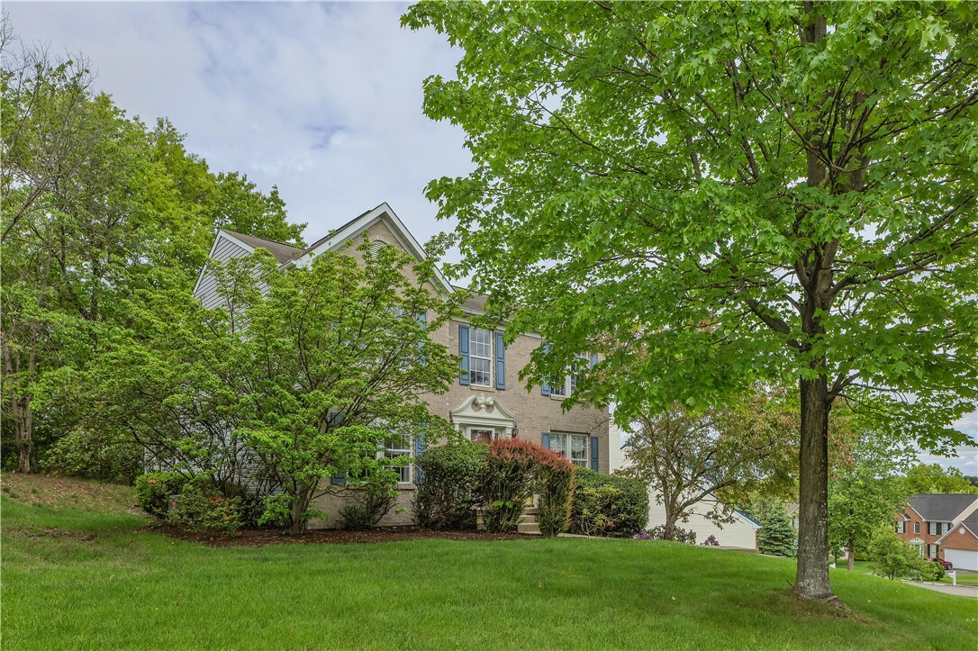 Property Photo: 4009 Claridon Dr PA 16046