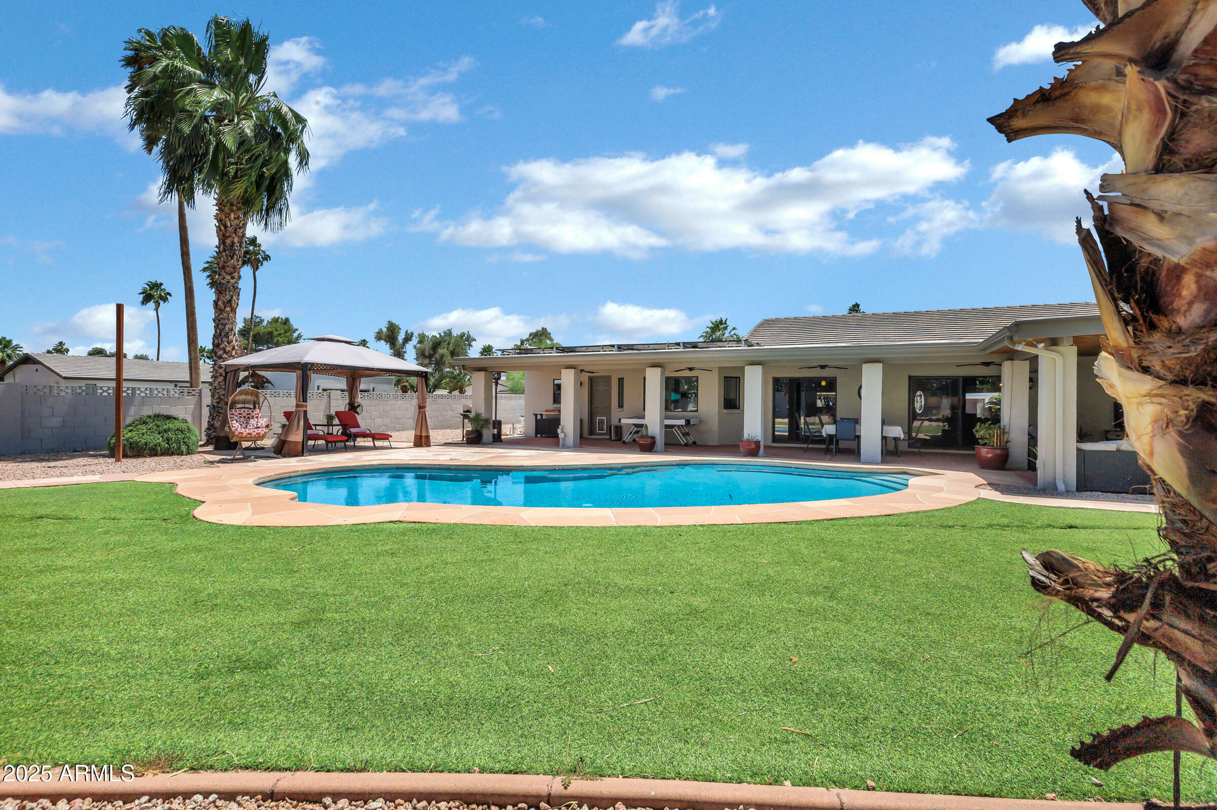 Property Photo: 8936 N 80th Place AZ 85258