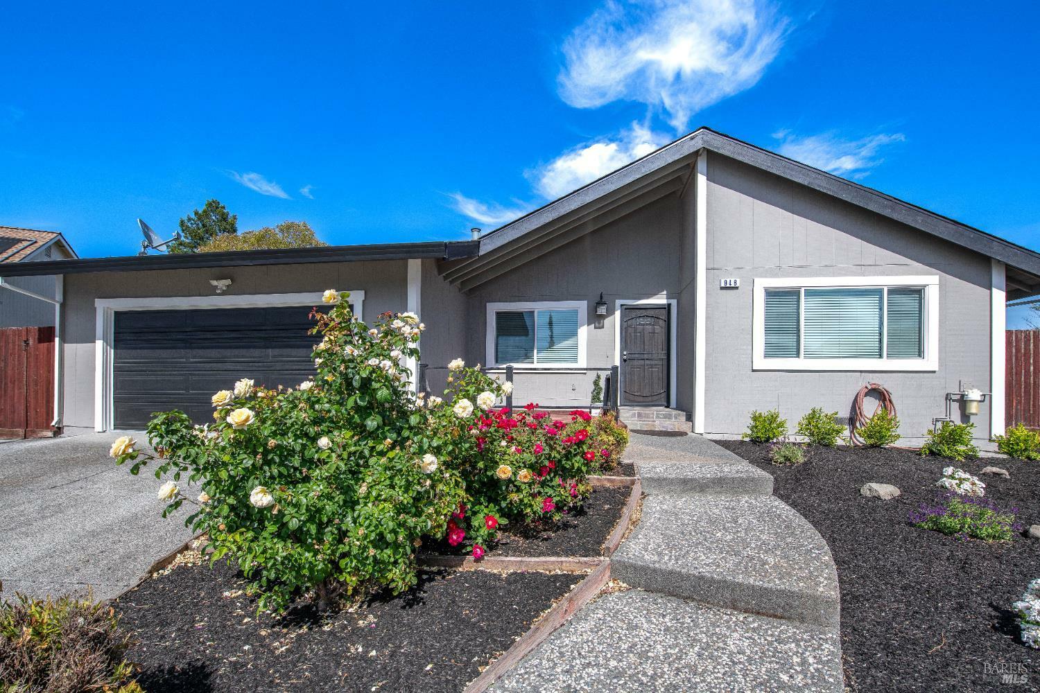 Property Photo: 948 Eve Court CA 94928