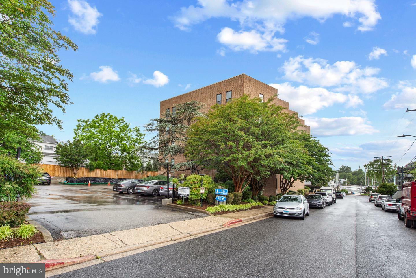 Property Photo: 316 Burnside Street 501 MD 21403