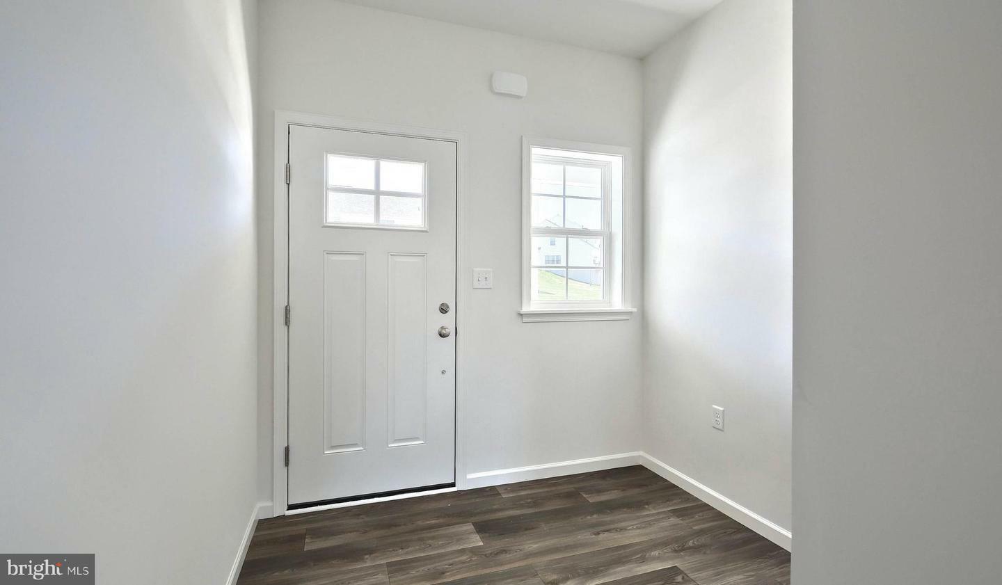Property Photo: 7872 Briarwood Drive PA 17112