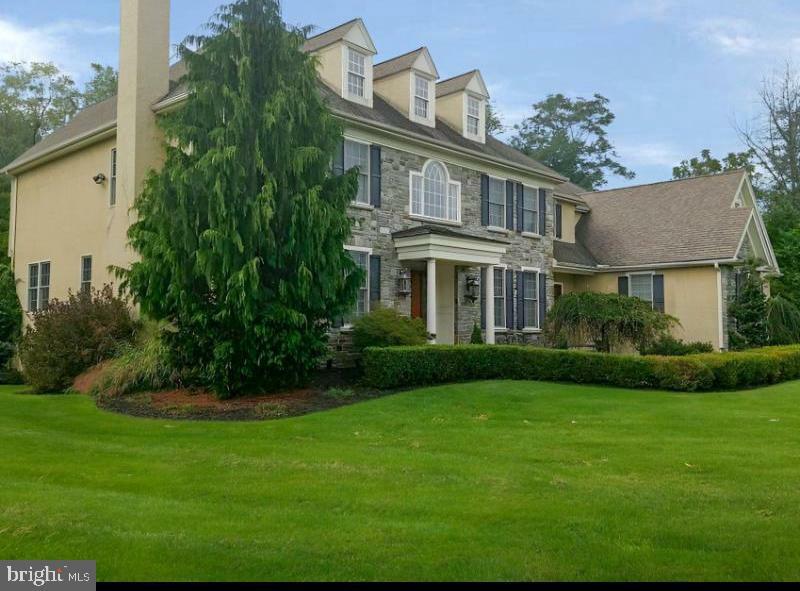 Property Photo: 1707 Chantilly Lane PA 19425