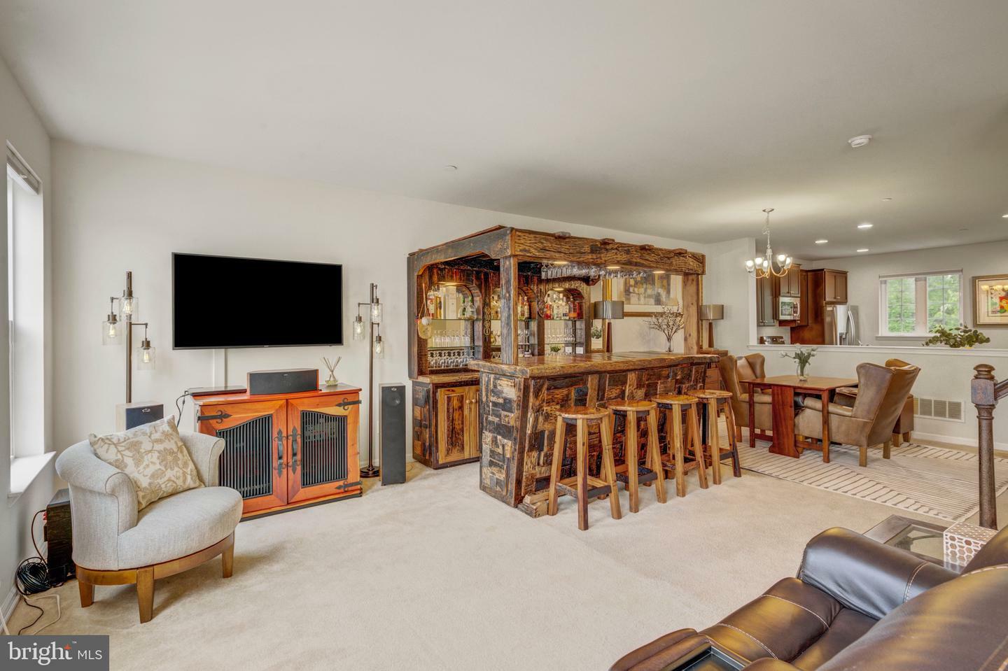 Property Photo: 2518 Marvine Avenue PA 19026