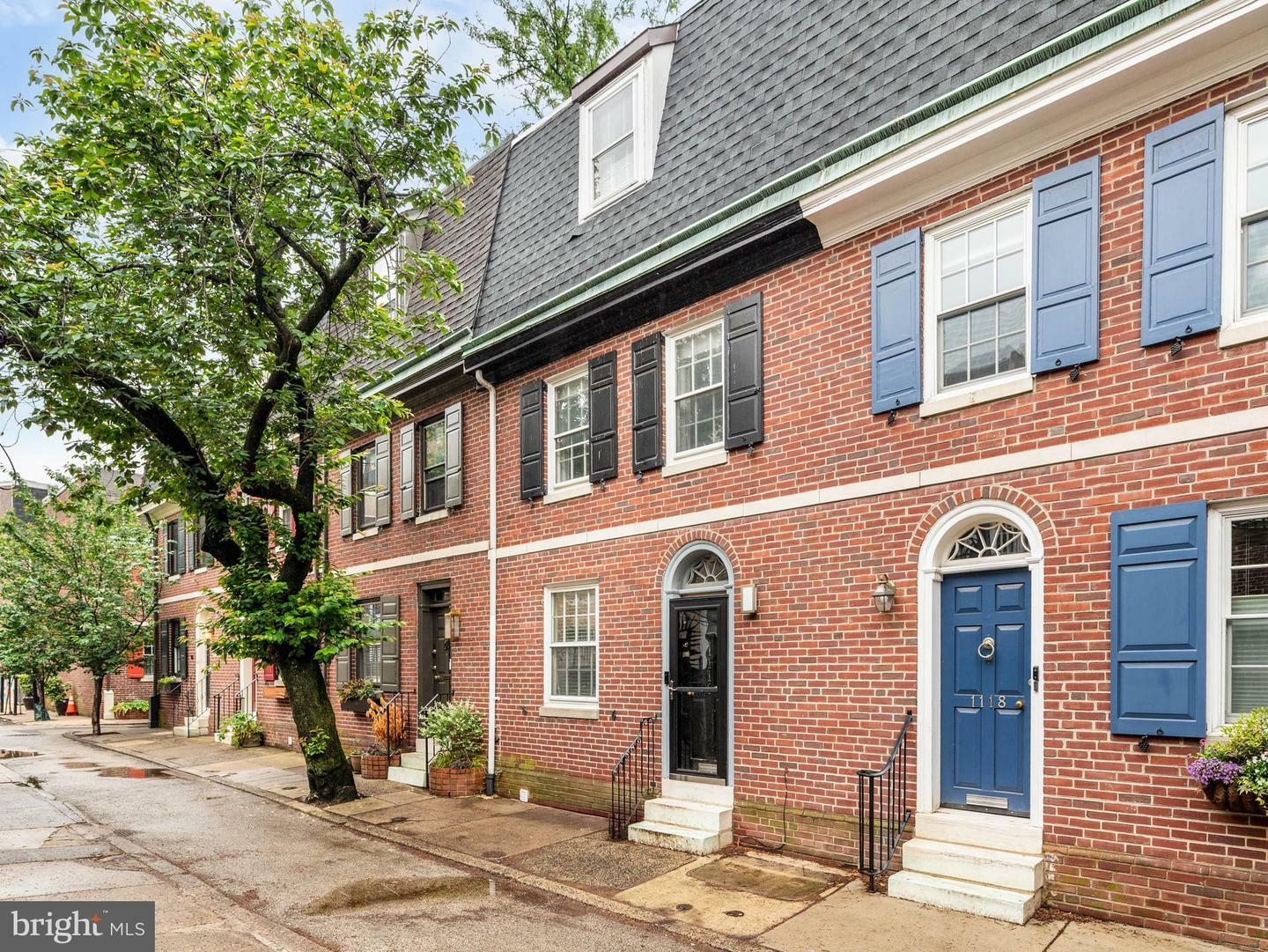 Property Photo: 1116 Waverly Street PA 19147