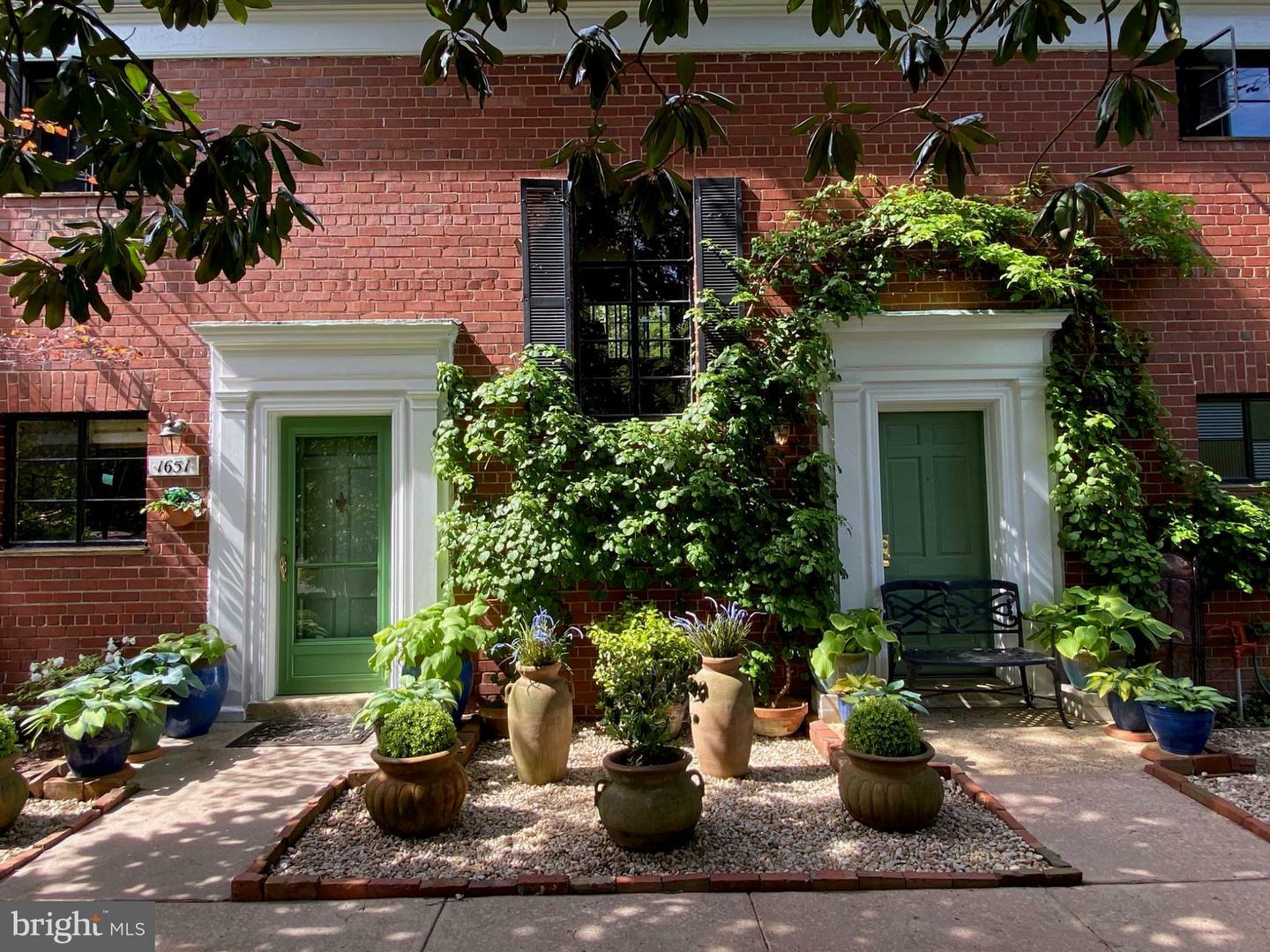 Property Photo: 1647 Preston Road VA 22302