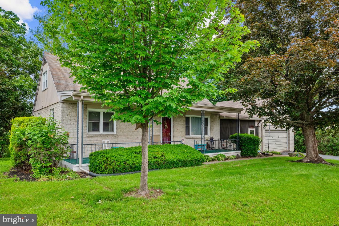Property Photo: 5404 Ridgeview Drive PA 17112