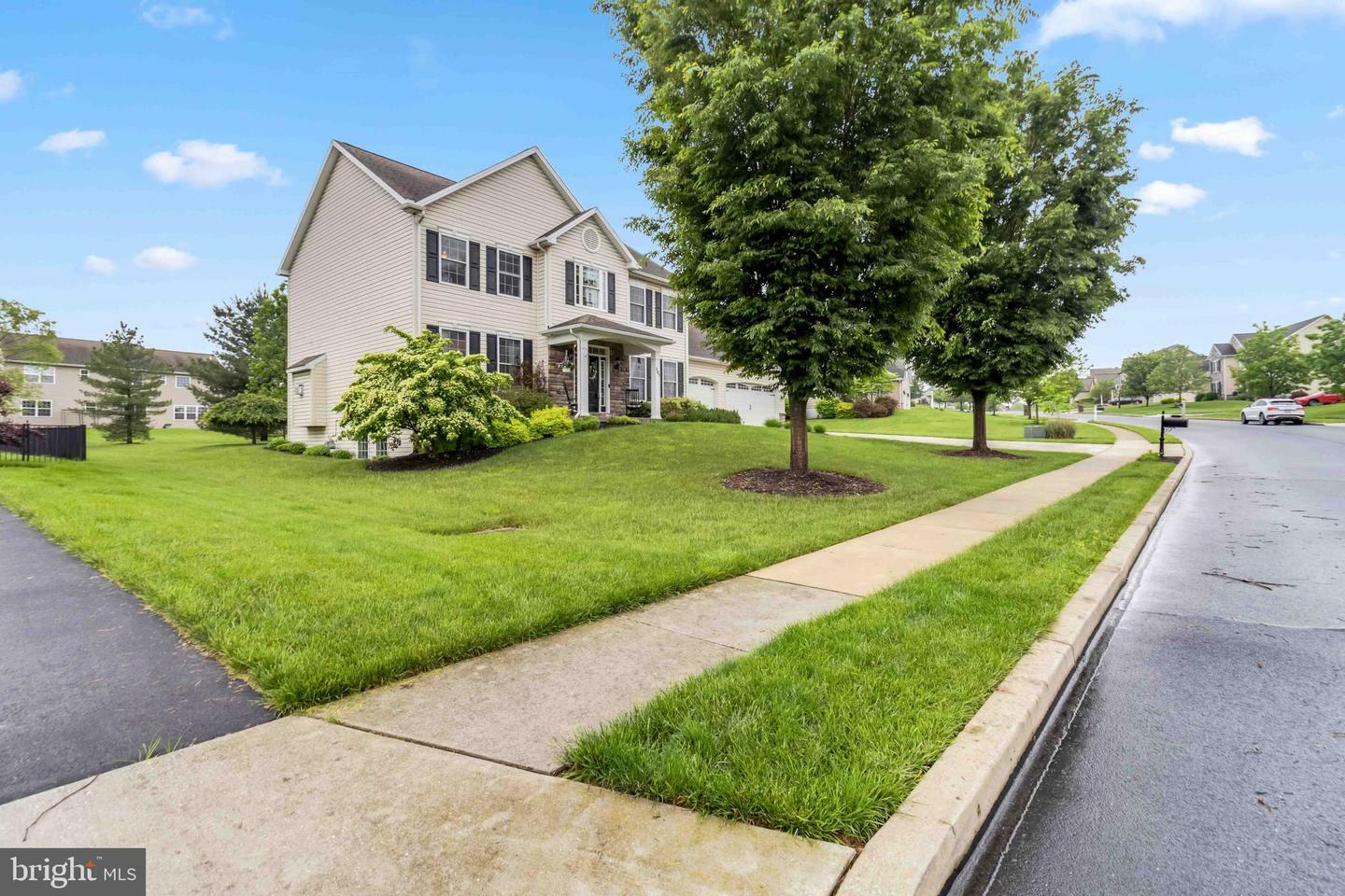 Property Photo: 207 Dunbar Drive PA 17050