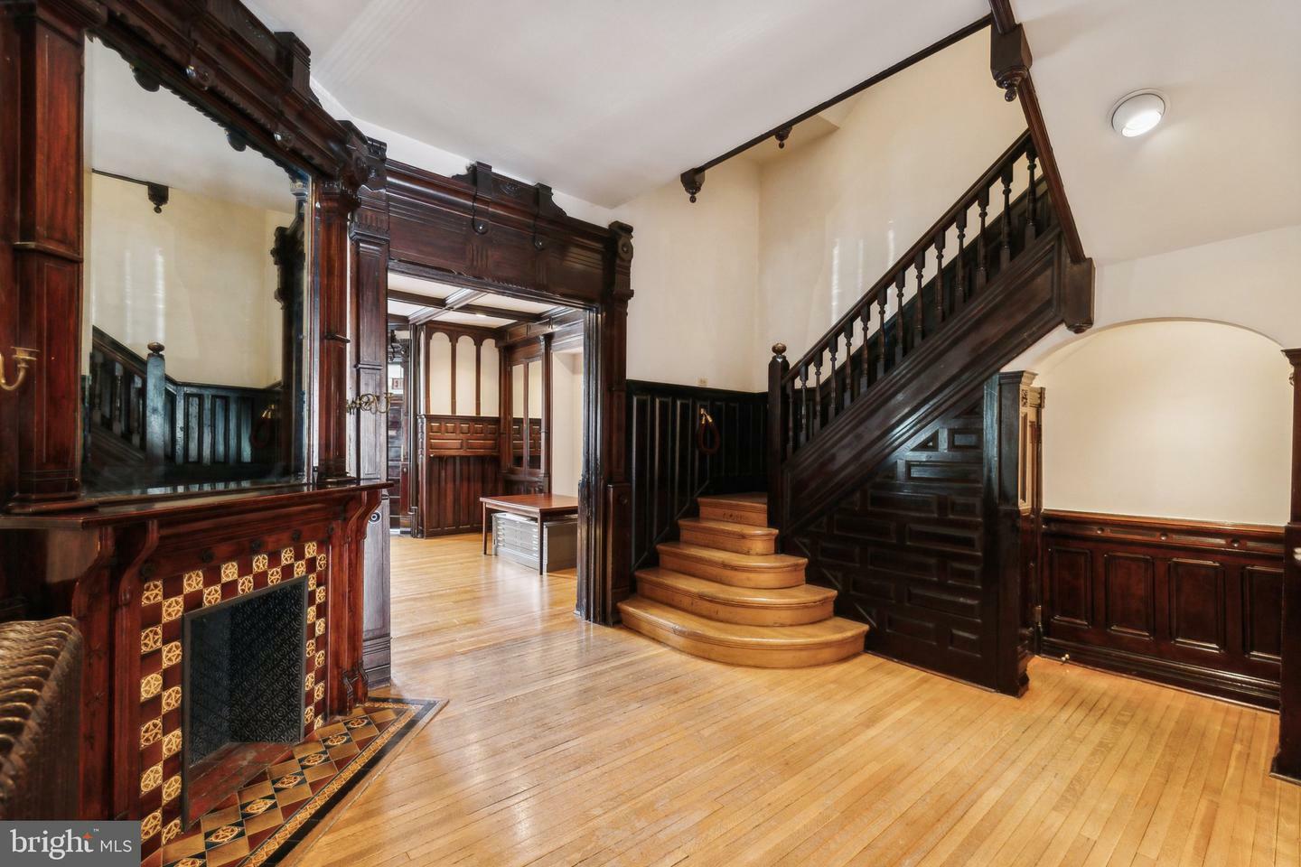 Property Photo: 2012 R Street NW DC 20009