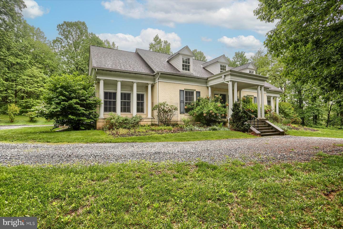 Property Photo: 669 Saw Mill Road PA 17055
