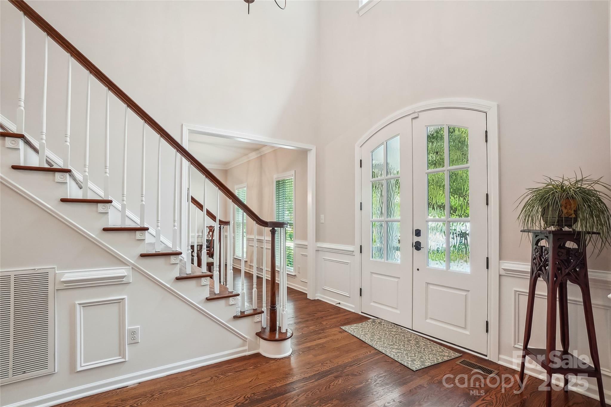 Property Photo: 8612 Tintinhull Lane NC 28173