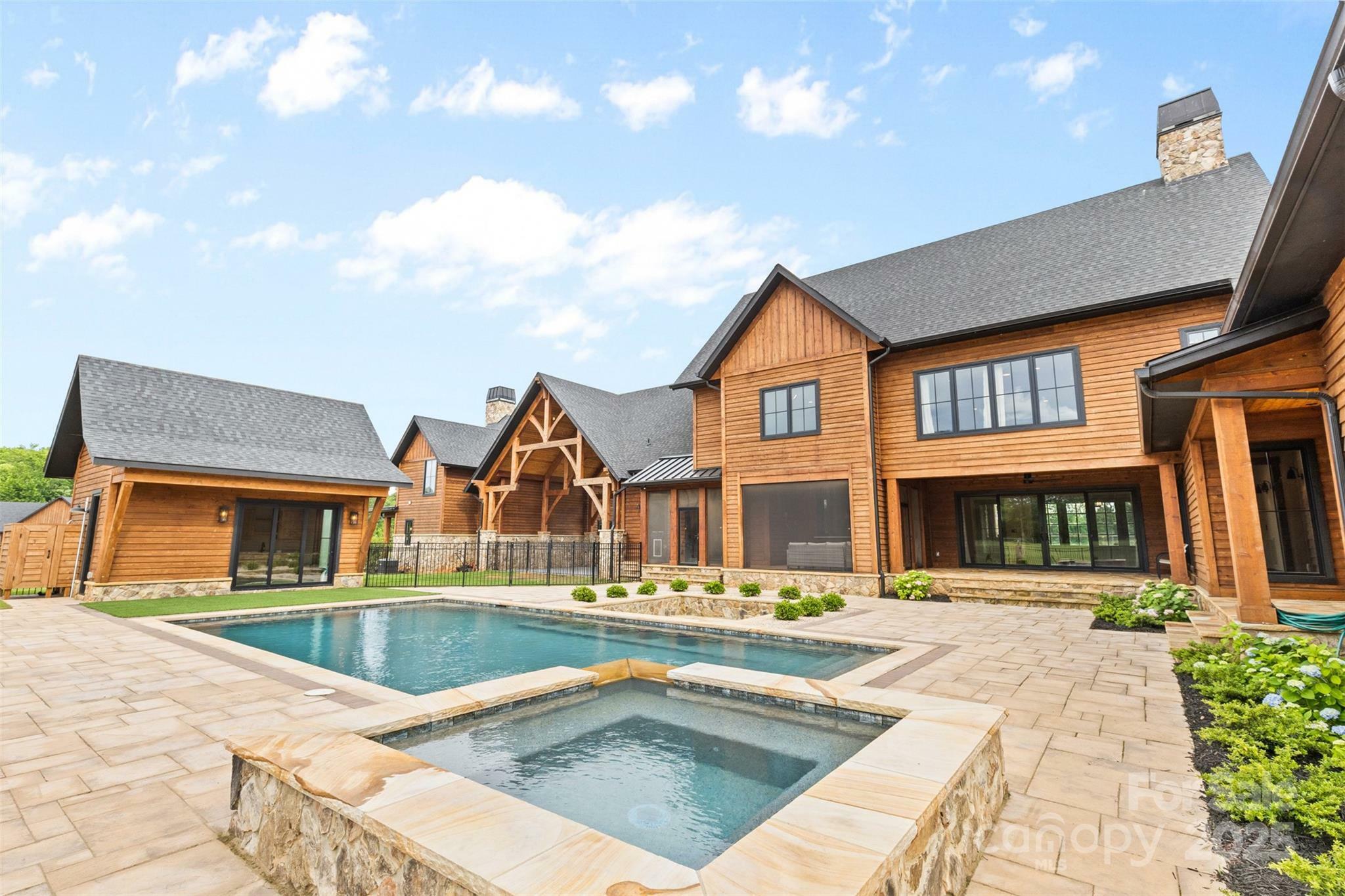 Property Photo: 1822 Irby Road NC 28112