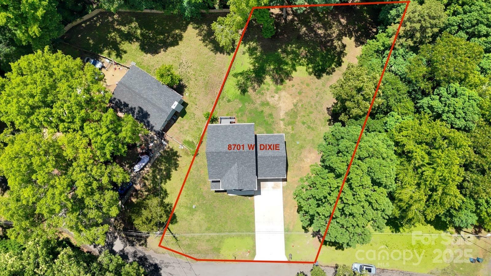 Property Photo: 8701 W Dixie Drive NC 28278